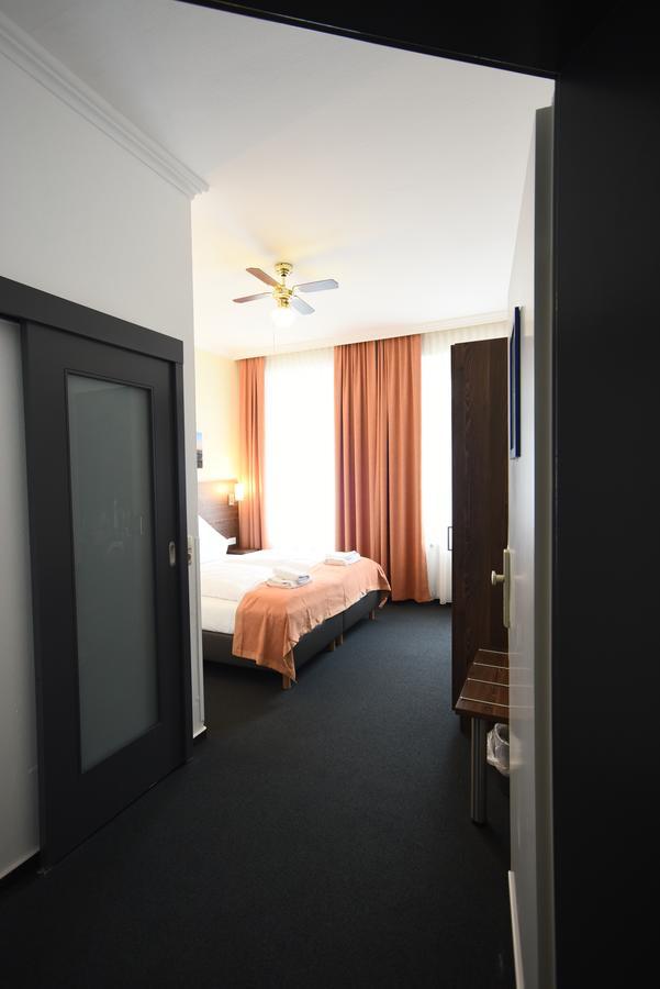 Hotel Little Paris Frankfurt am Main Exterior photo